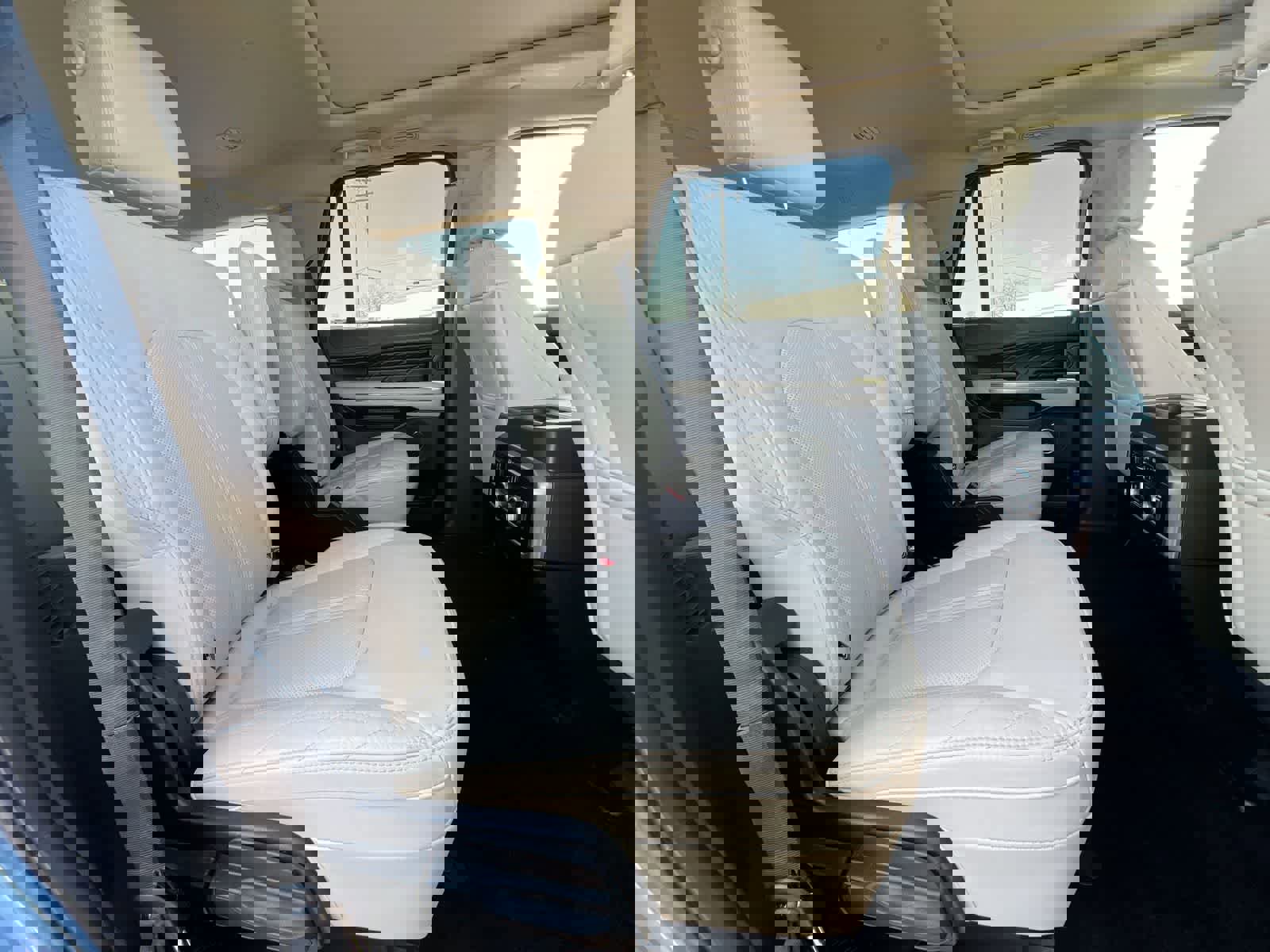 Used 2019 Ford Expedition Platinum image 19