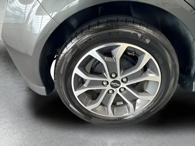 Used 2019 Chevrolet Sonic LT FWD image 33