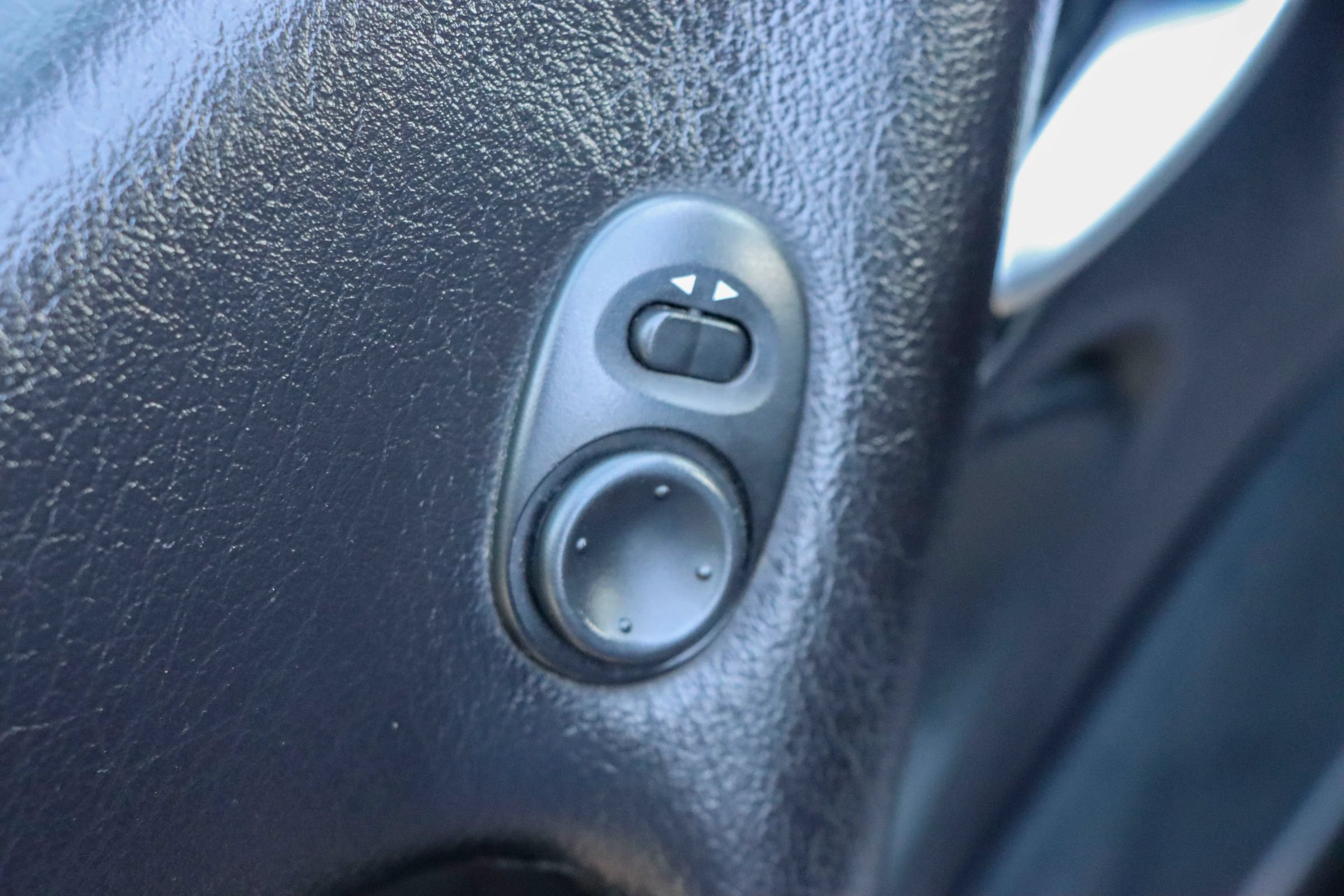 Used 2005 Pontiac GTO RWD image 11