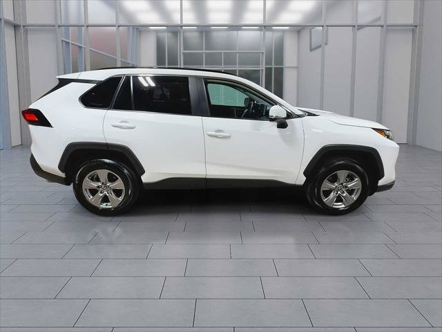 Certified 2025 Toyota RAV4 XLE AWD/4WD image 9
