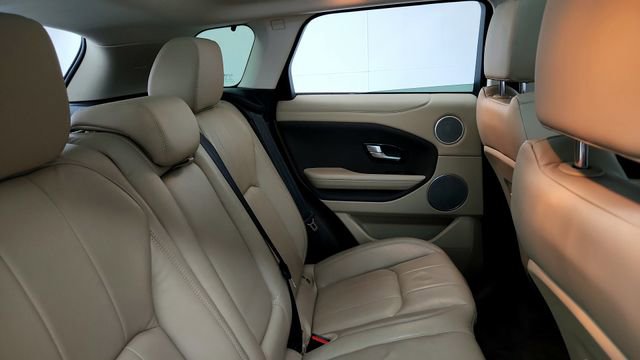 Used 2018 Land Rover Range Rover Evoque SE Premium image 22