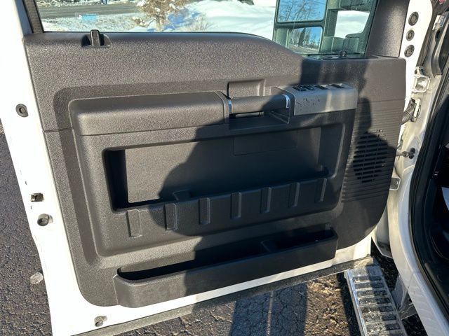 Used 2016 Ford F250 Lariat w/ Chrome Package image 28