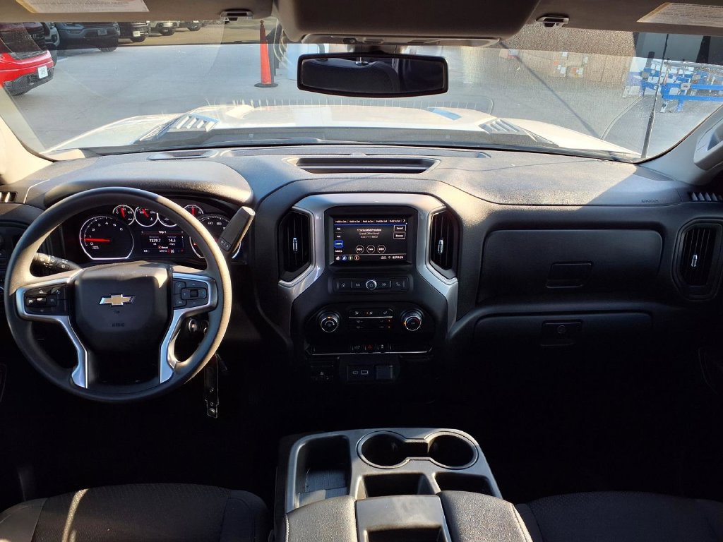 Used 2022 Chevrolet Silverado 2500 Custom w/ Gooseneck/5TH Wheel Package AWD/4WD image 3