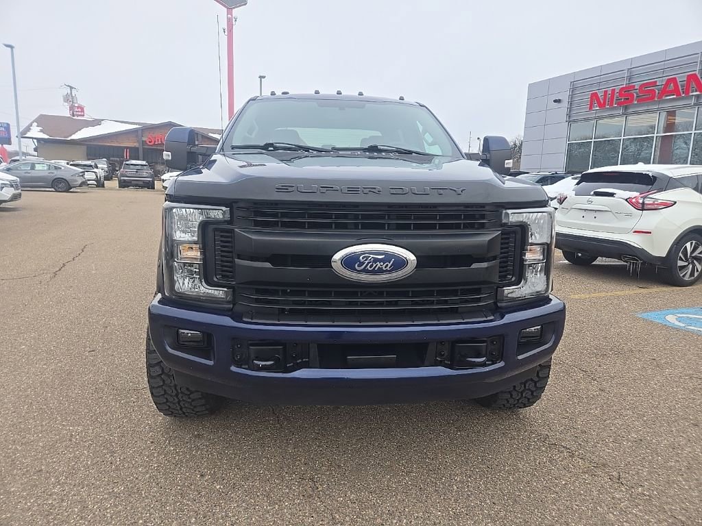 Used 2019 Ford F250 XLT w/ XLT Premium Package image 2