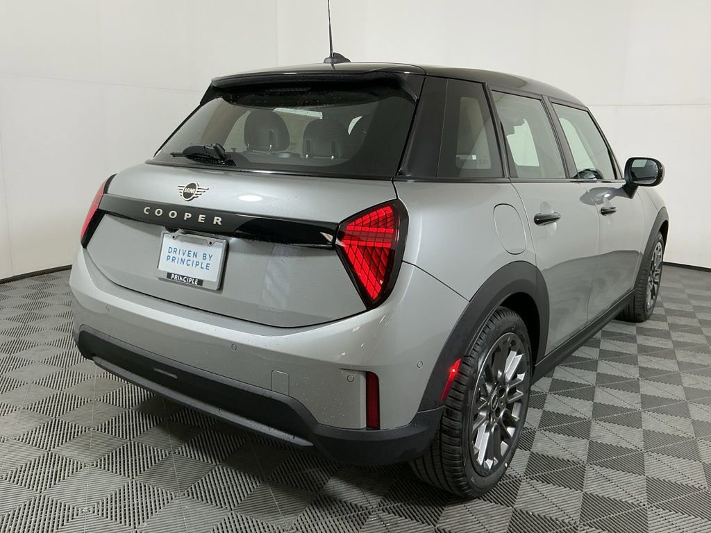 New 2026 MINI Cooper 4-Door Hardtop image 5