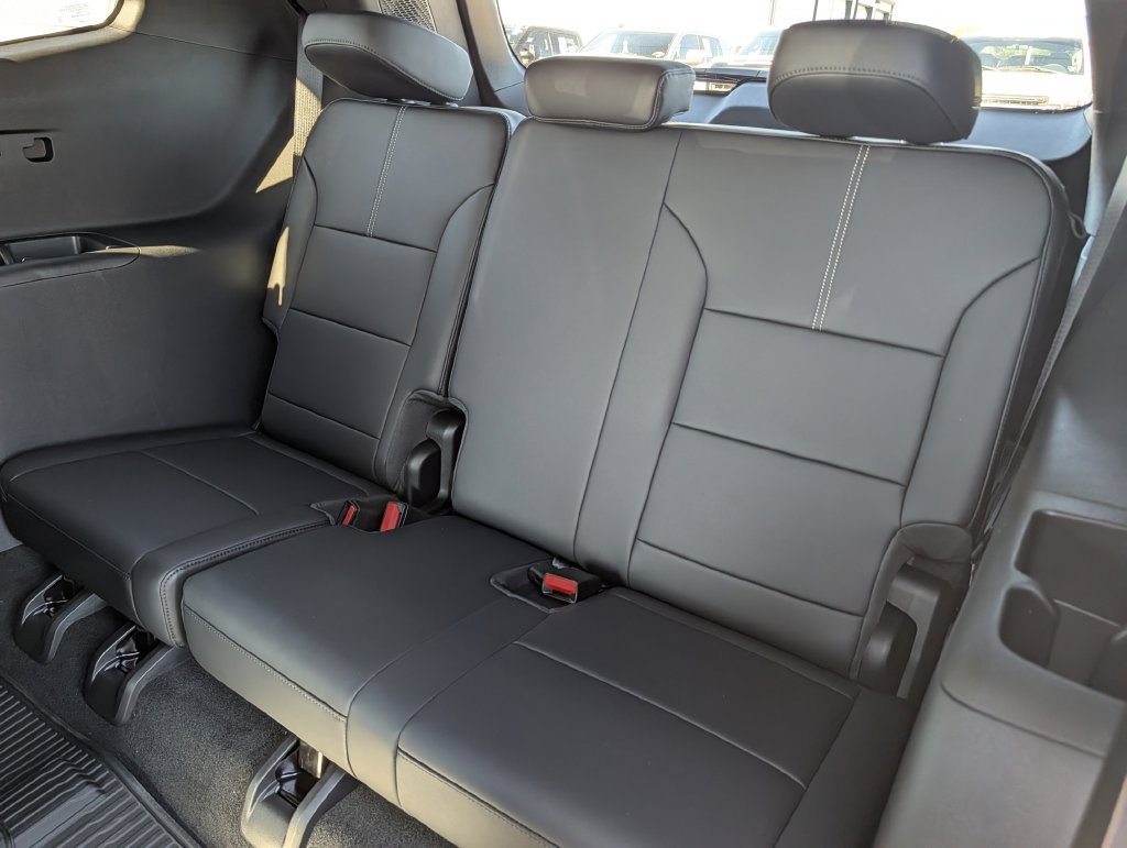 New 2027 GMC Acadia Elevation w/ Black Edition FWD image 27