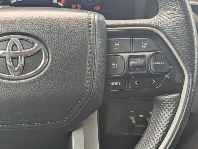 Used 2024 Toyota Tundra Limited AWD/4WD image 19