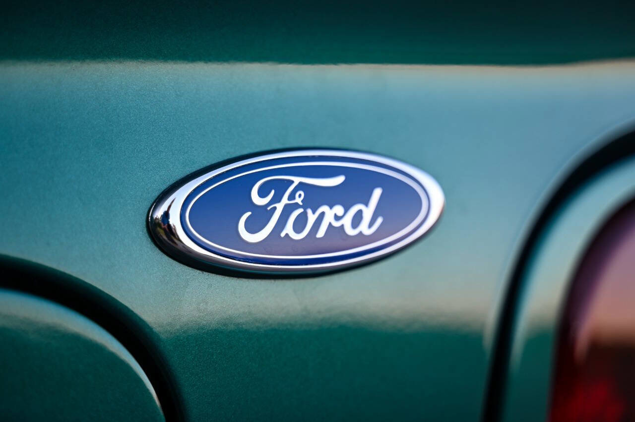 Used 1997 Ford Mustang Cobra image 59