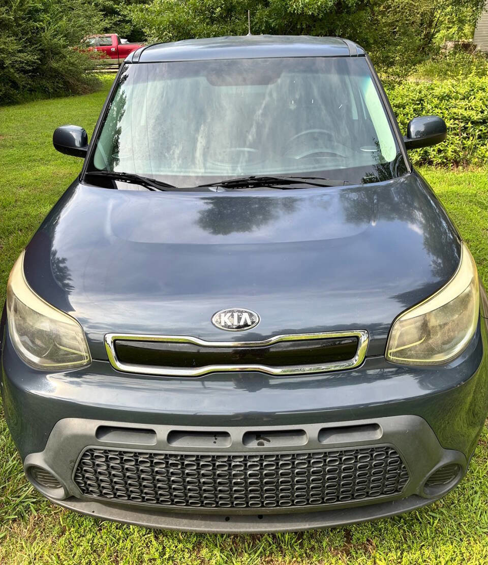 Used 2015 Kia Soul + w/ Audio Package FWD image 3