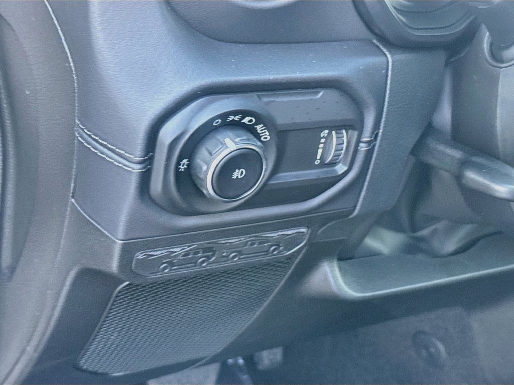 New 2027 Jeep Wrangler Unlimited Sahara AWD/4WD image 10