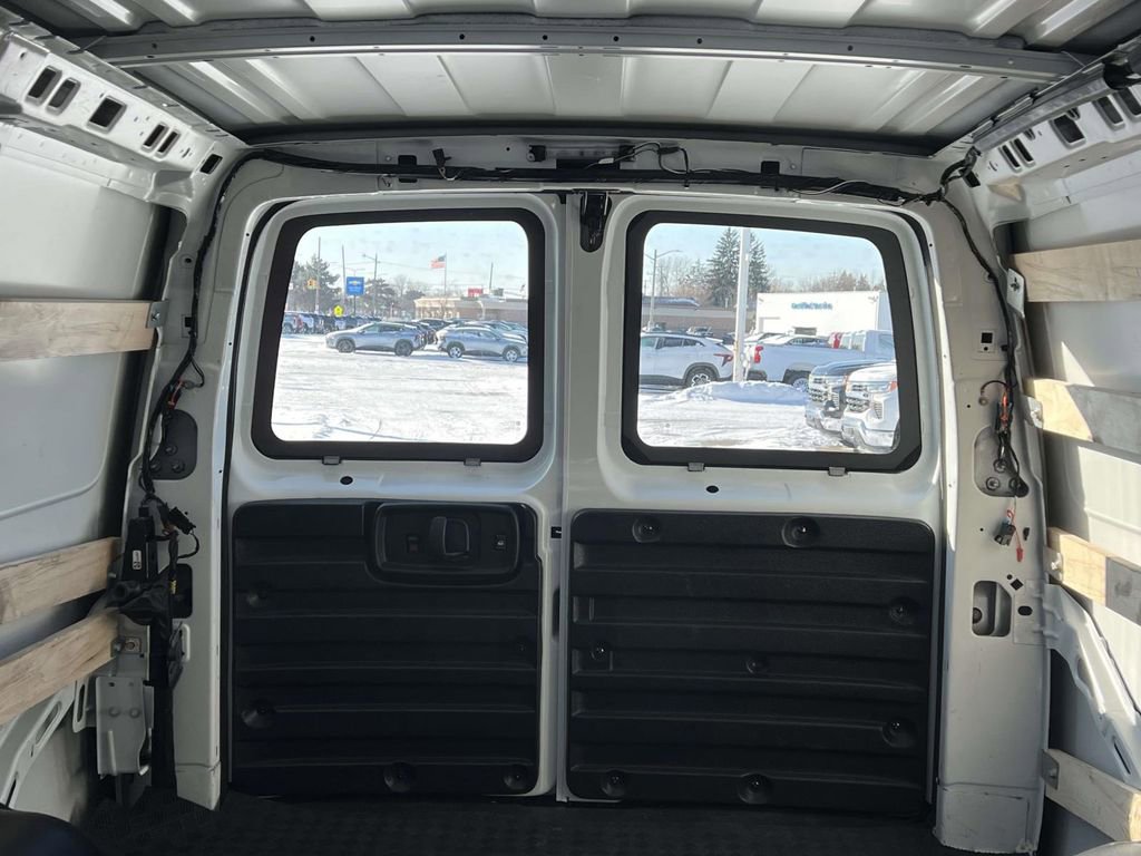 Used 2024 Chevrolet Express 2500 w/ Driver Convenience Package image 26