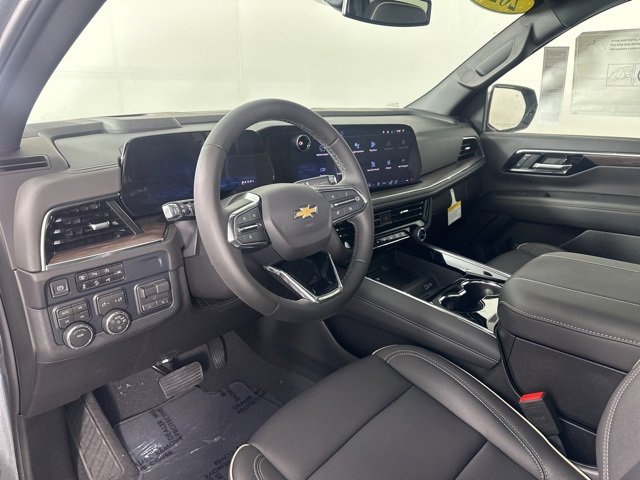 New 2026 Chevrolet Suburban Premier w/ Sun And Tow Package image 15