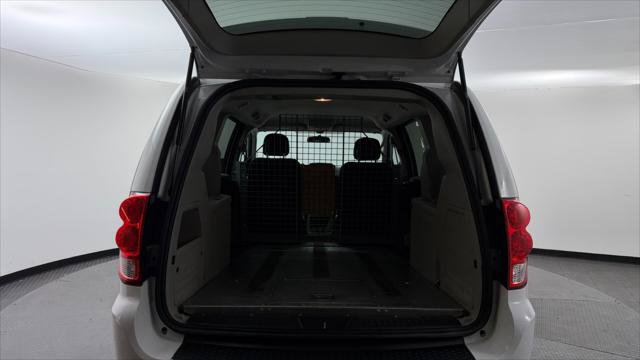 Used 2015 RAM C/V Tradesman FWD image 17