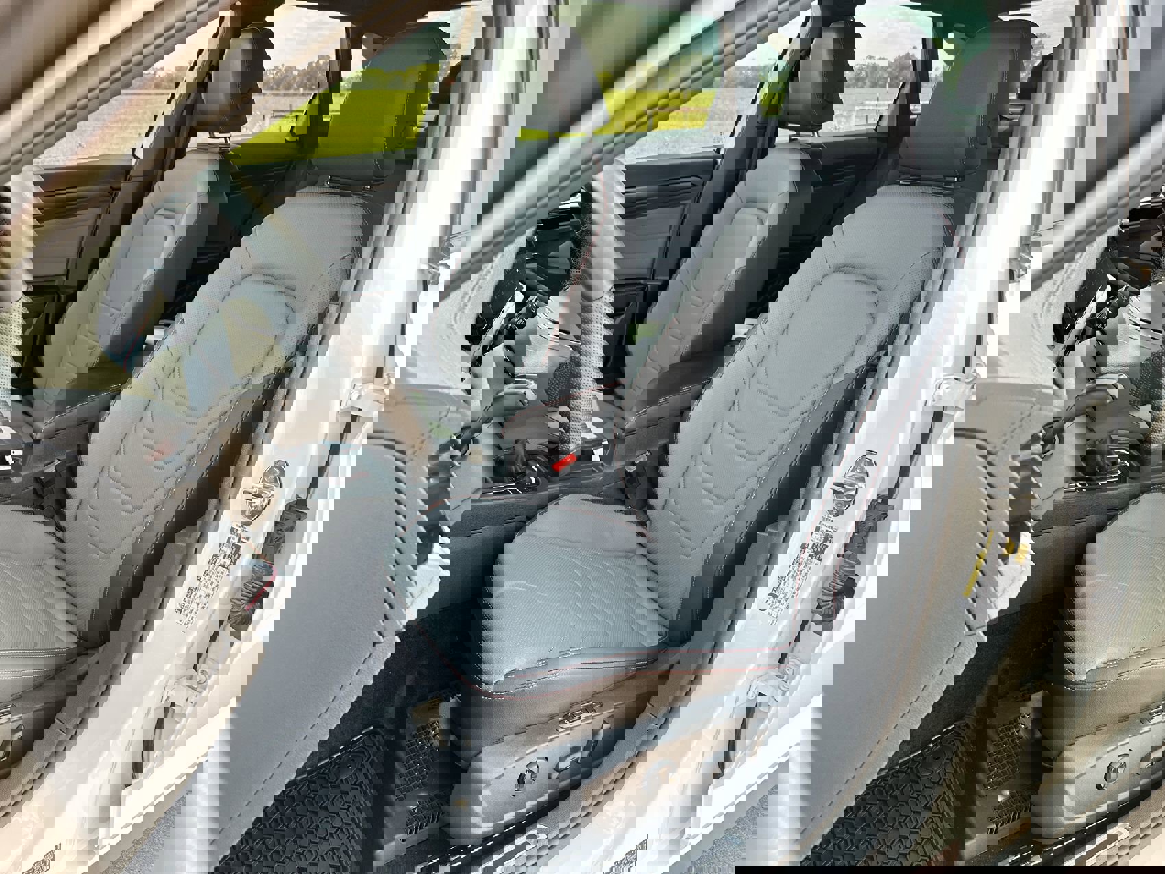 Used 2025 Volkswagen Jetta GLI Autobahn image 11