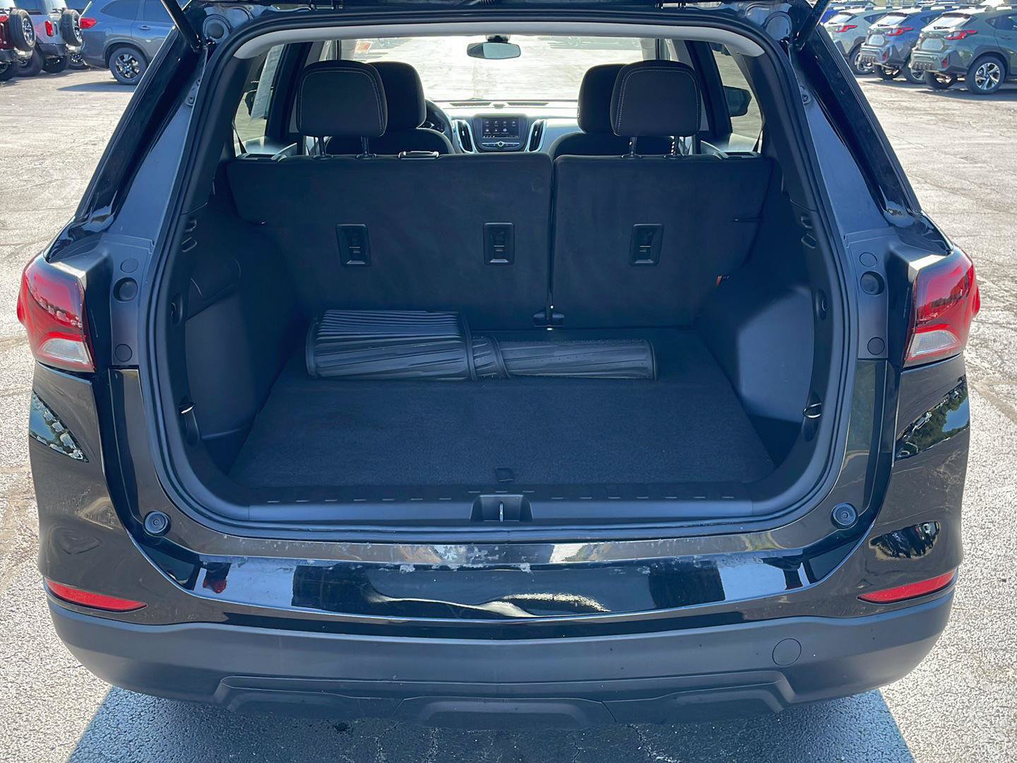 Used 2023 Chevrolet Equinox LS w/ LS Convenience Package FWD image 25