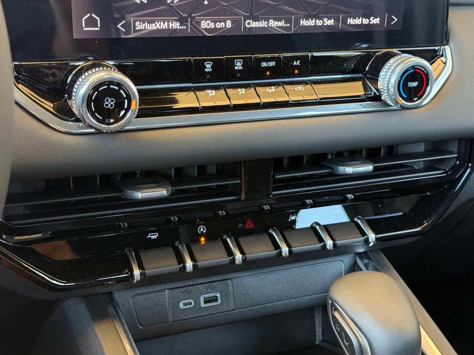 New 2026 GMC Canyon Elevation w/ Technology Package RWD image 18