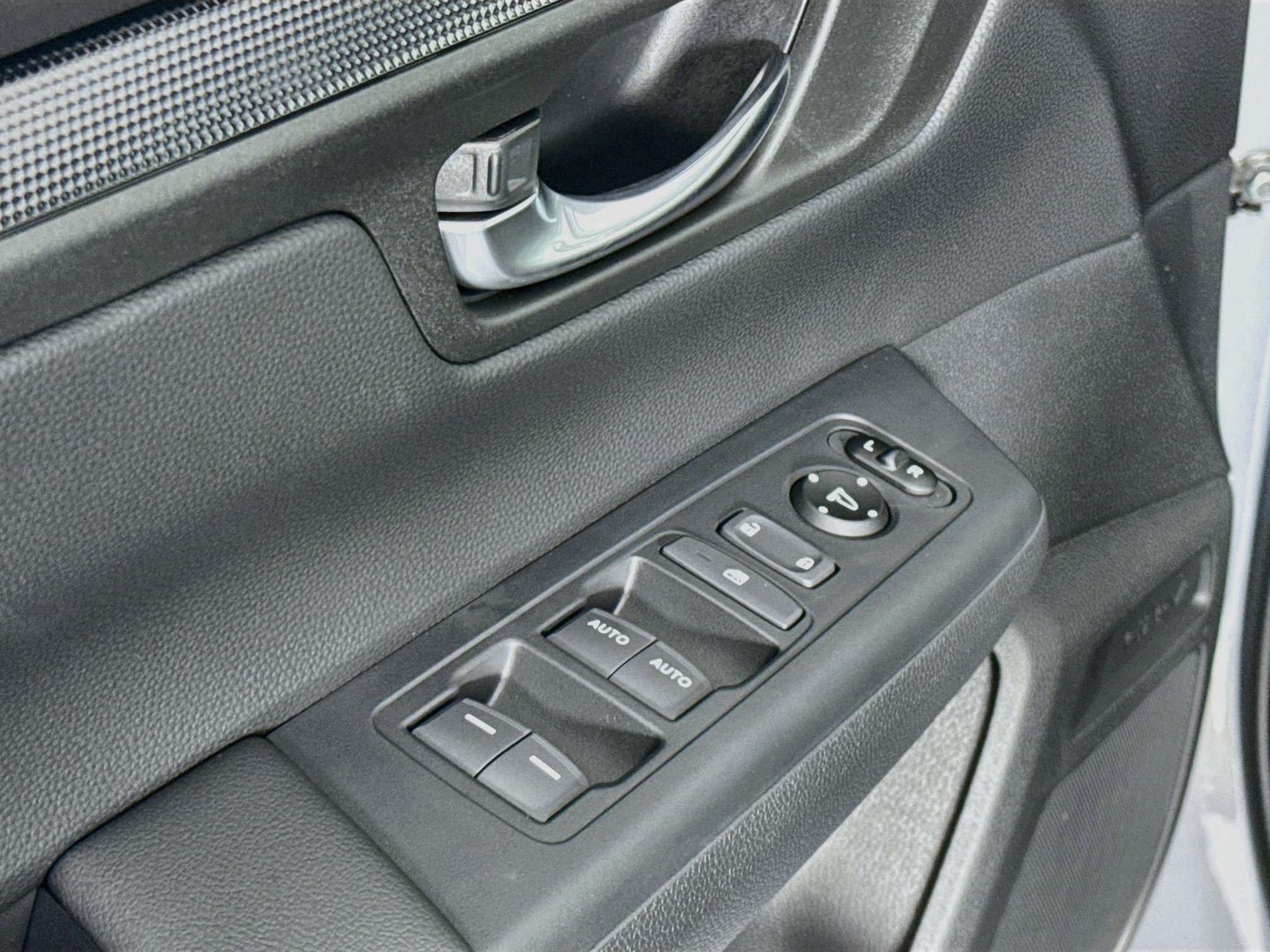 New 2027 Honda CR-V Sport image 17