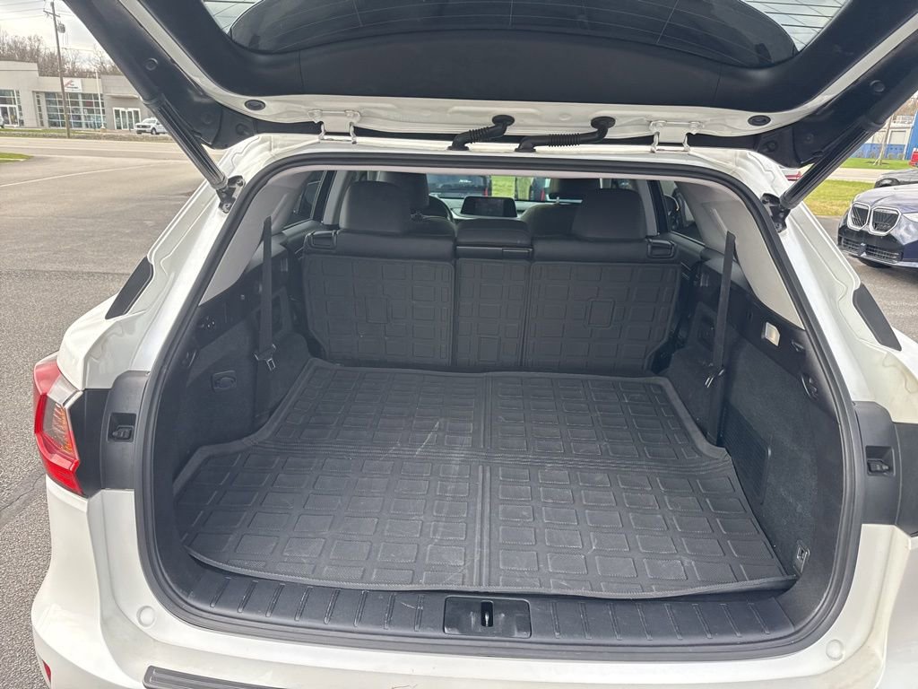 Used 2021 Lexus RX 350L Premium w/ Premium Package image 21