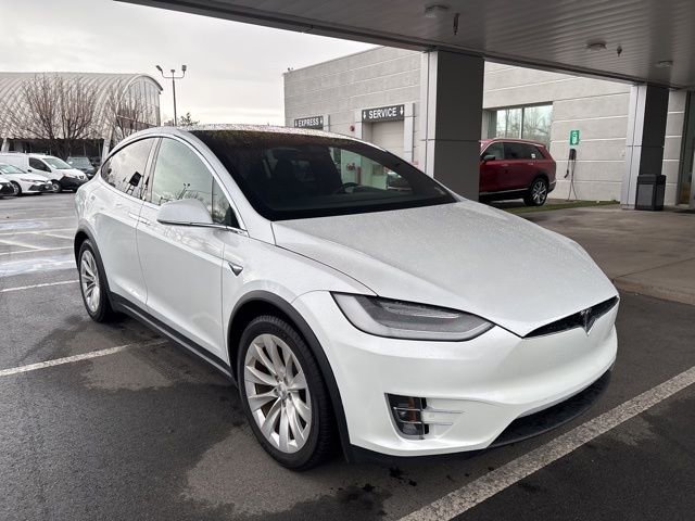 Used 2020 Tesla Model X Long Range image 3