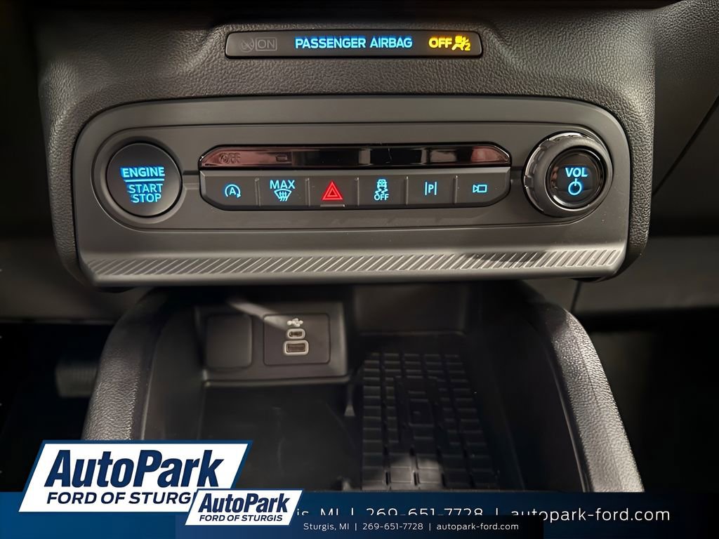 Used 2025 Ford Bronco Sport Outer Banks w/ Outer Banks Tech Package+ image 31