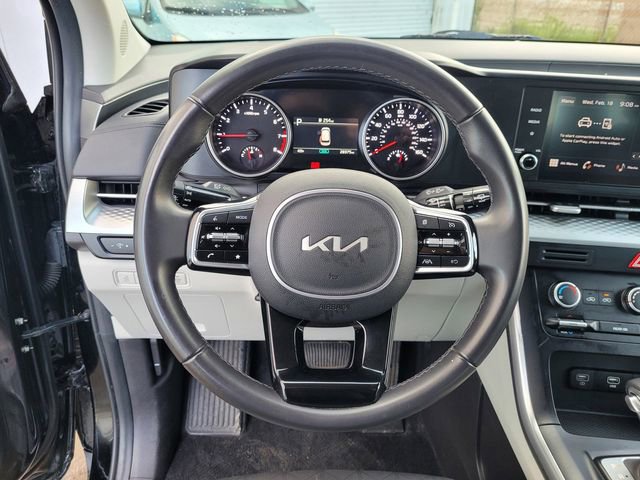 Certified 2024 Kia Carnival LX image 19