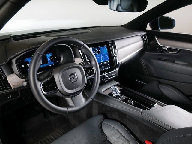 Used 2023 Volvo S90 B6 Ultimate AWD/4WD image 3