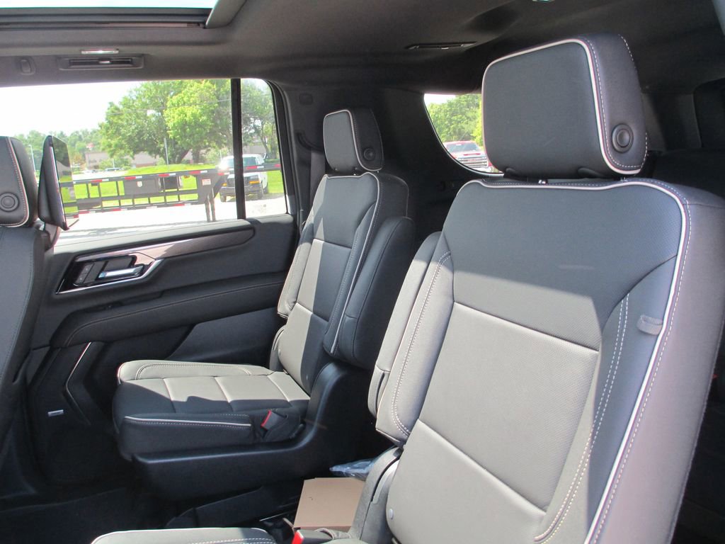 New 2026 GMC Yukon XL Elevation w/ Elevation Premium Package AWD/4WD image 12