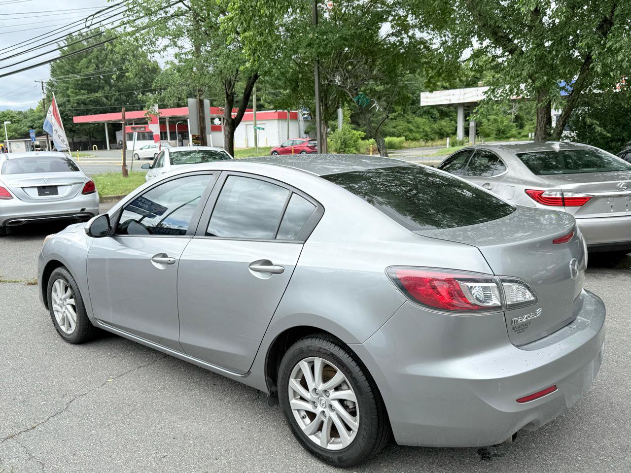 Used 2012 MAZDA MAZDA3 i Touring FWD image 5