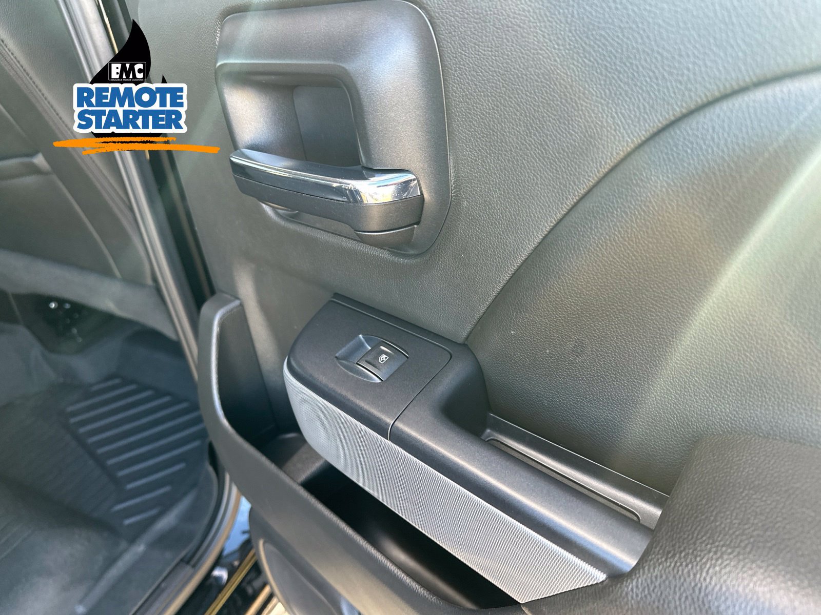 Used 2017 Chevrolet Silverado 1500 LTZ Z71 w/ Midnight Edition AWD/4WD image 31