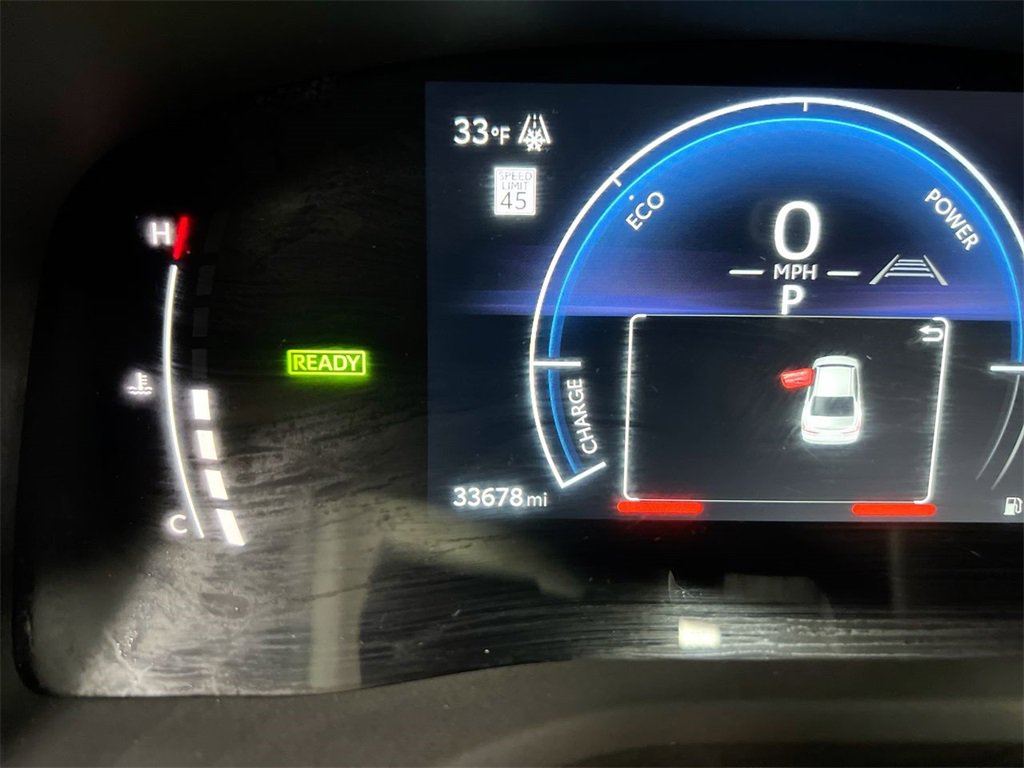 Used 2025 Toyota Camry SE image 12