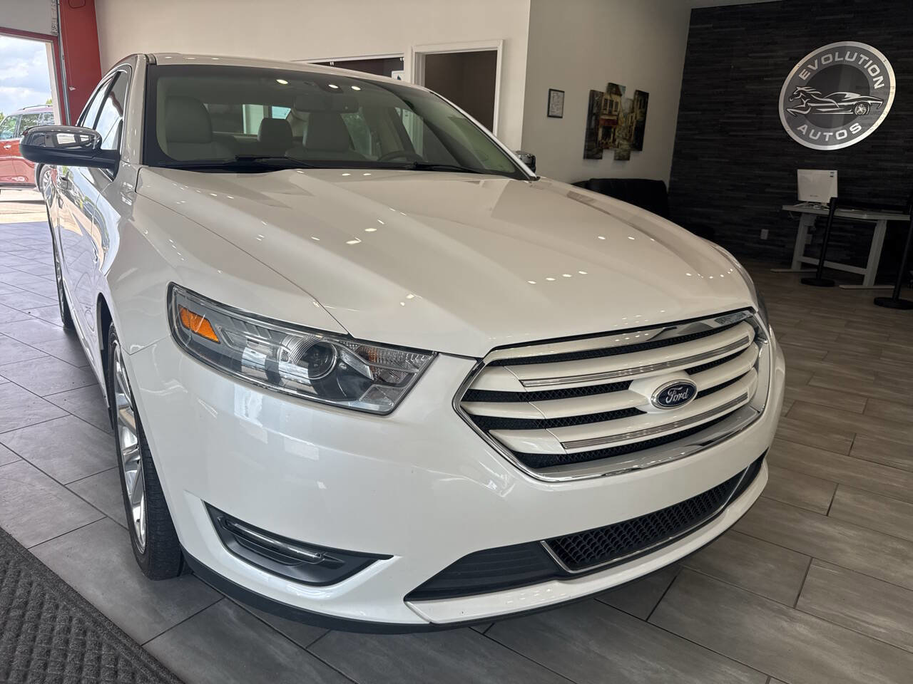 Used 2013 Ford Taurus Limited