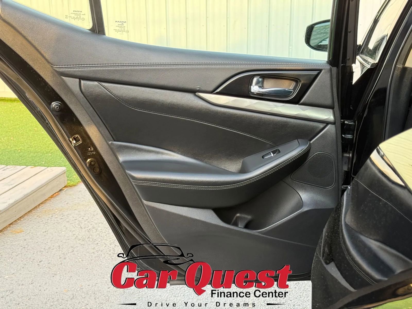 Used 2020 Nissan Maxima 3.5 SL w/ Floor Mat Group FWD image 14