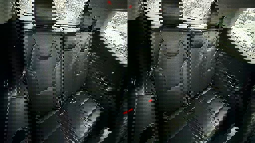 Used 2021 Kia Telluride EX w/ EX Premium Package image 19