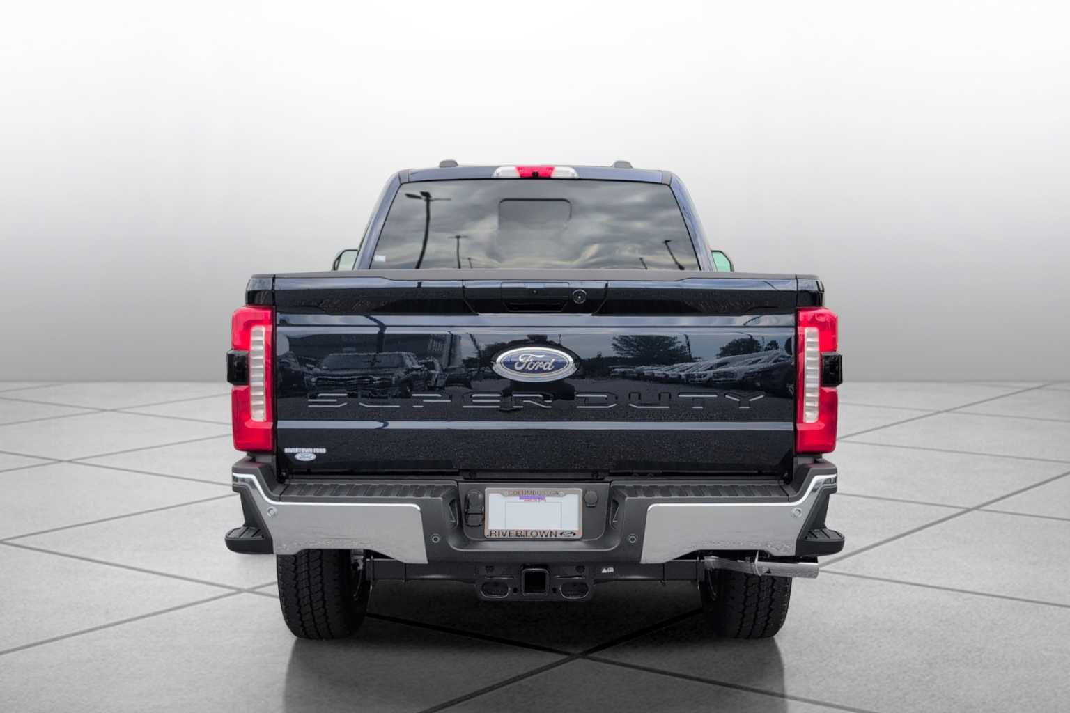 New 2025 Ford F250 Lariat w/ Lariat Ultimate Package image 3