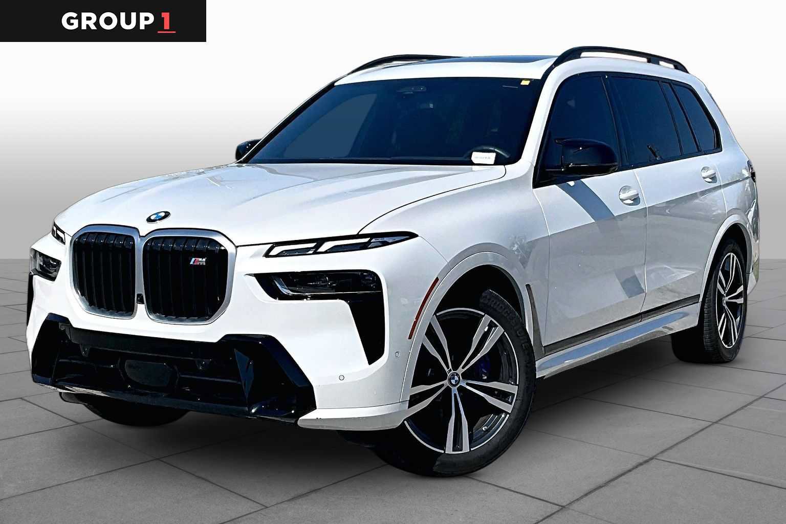 Used 2025 BMW X7 M60i AWD/4WD video 1