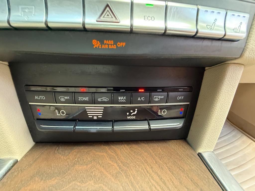 Used 2014 Mercedes-Benz E 350 Sedan image 13