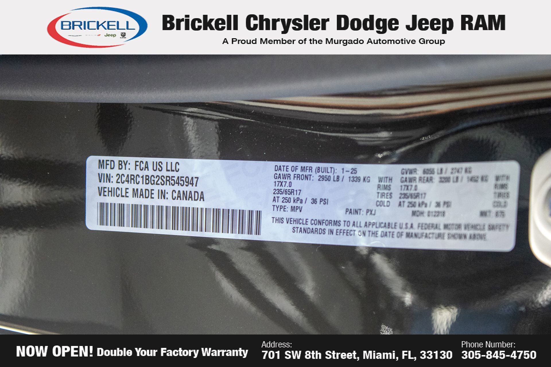 New 2025 Chrysler Pacifica Select FWD image 38