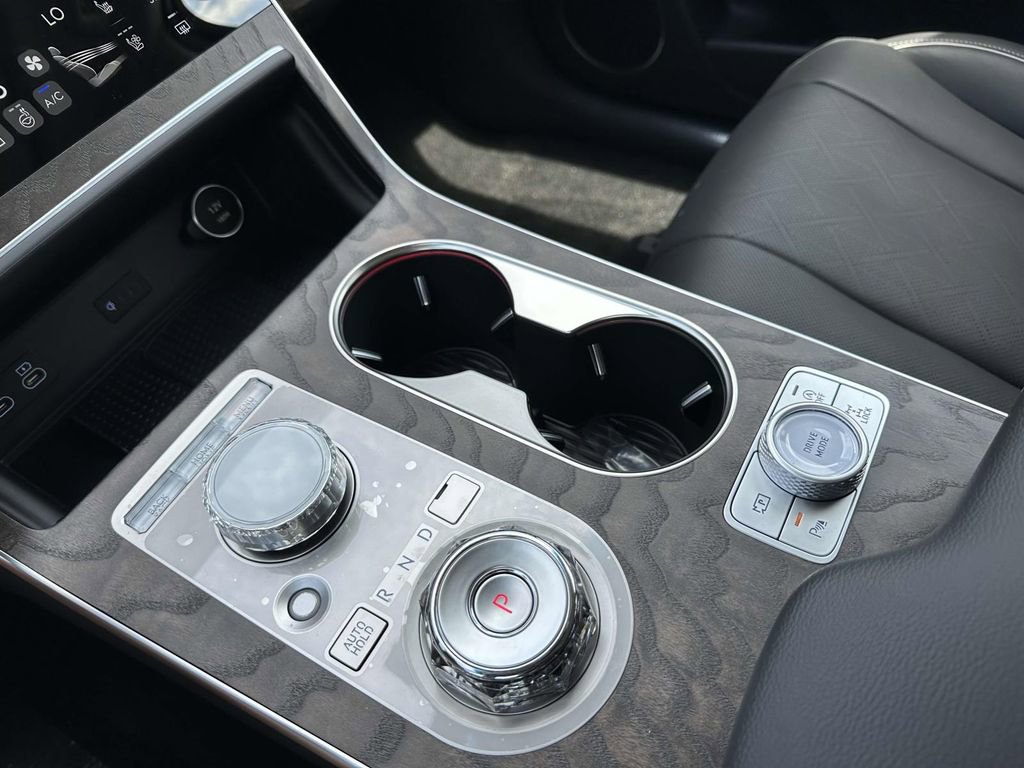 New 2025 Genesis GV80 2.5T Prestige image 19