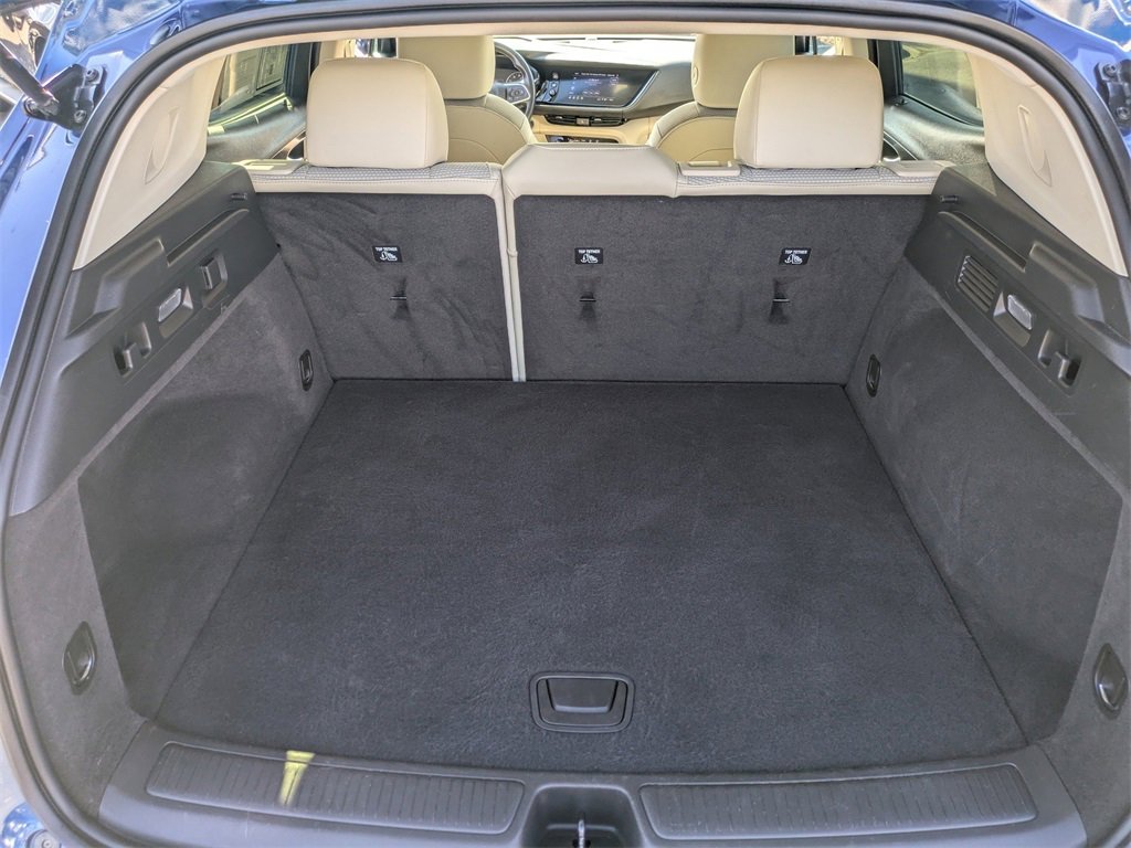 Used 2023 Buick Envision Preferred image 12