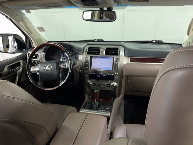 Used 2017 Lexus GX 460 AWD/4WD image 15