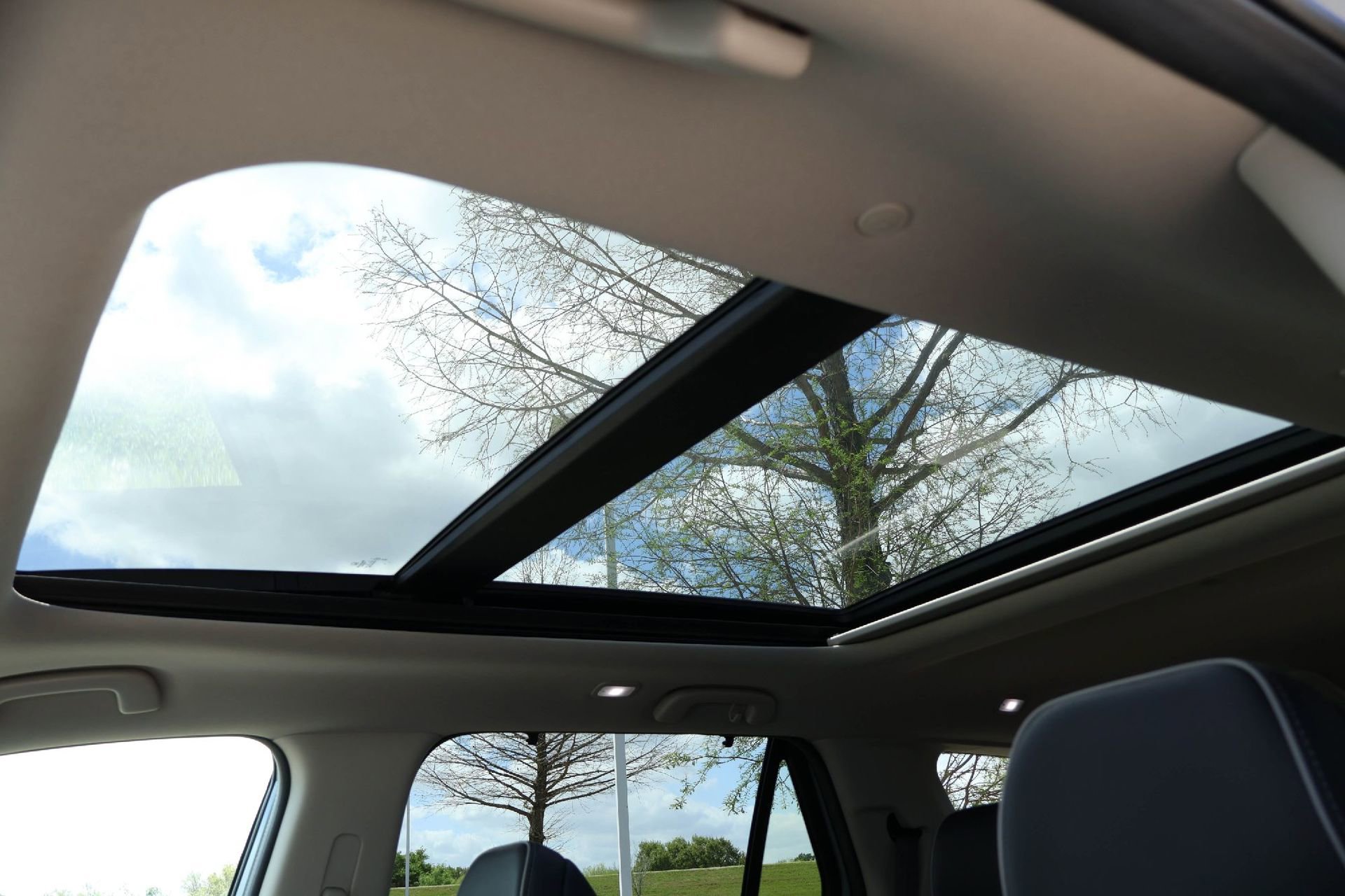 Used 2024 Honda Pilot Elite image 10