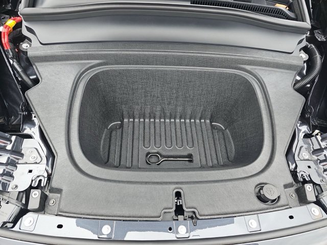 Used 2026 Tesla Model Y AWD image 14