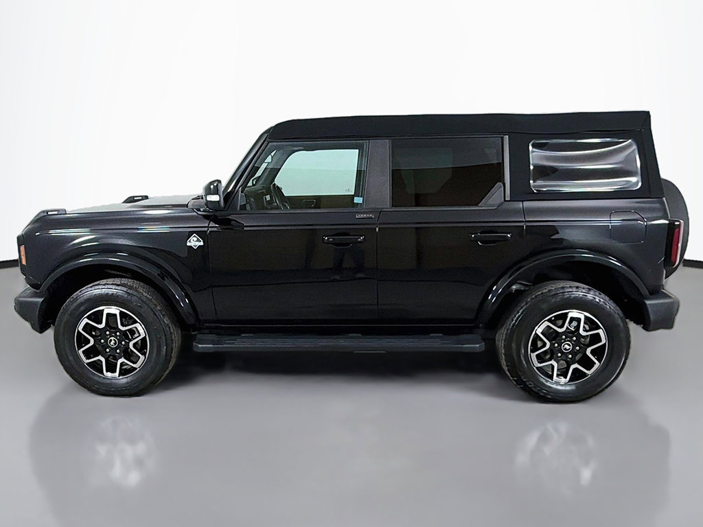 Used 2023 Ford Bronco Outer Banks AWD/4WD image 16