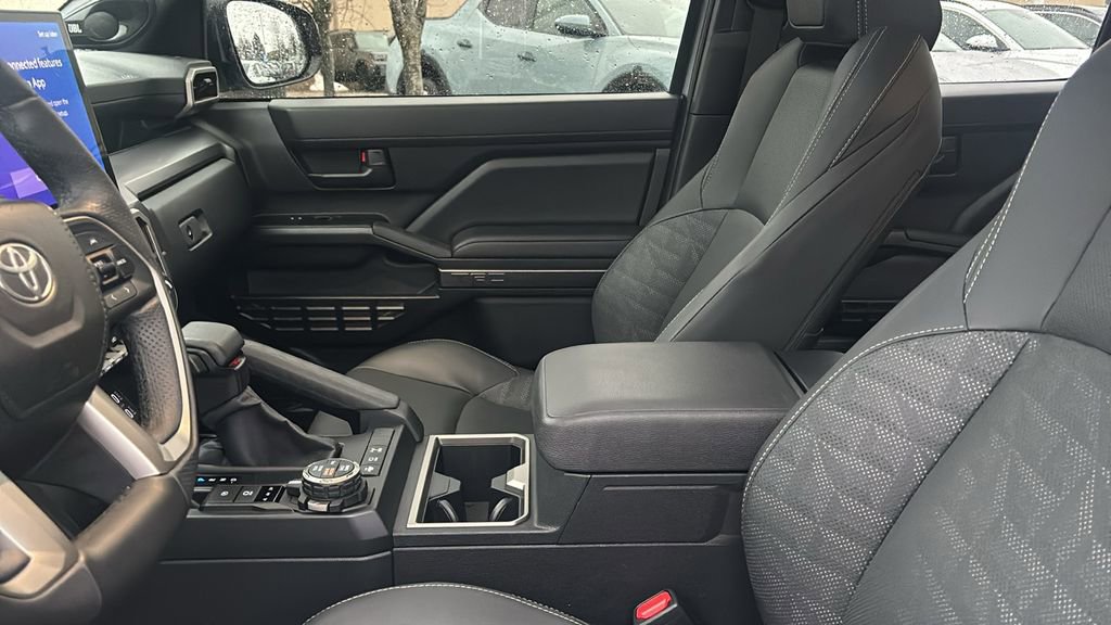 Used 2025 Toyota 4Runner TRD Off-Road Premium w/ Tow Technology Package image 23