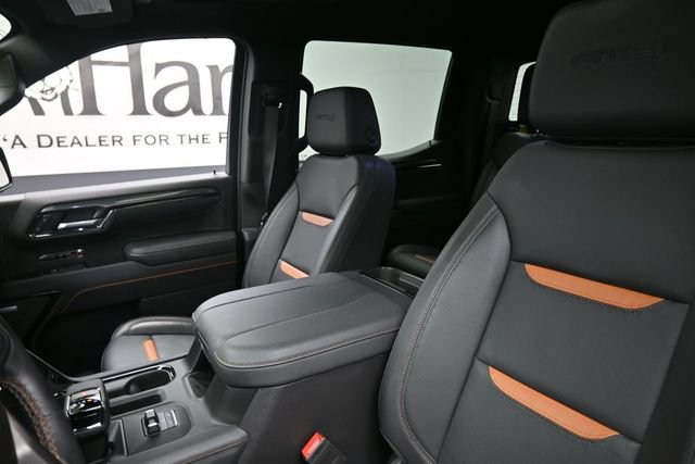 Used 2025 GMC Sierra 1500 AT4 w/ AT4 Premium Package AWD/4WD image 16