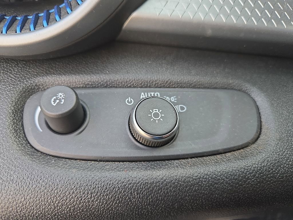 Used 2024 Chevrolet Trax LS w/ LS Convenience Package image 30