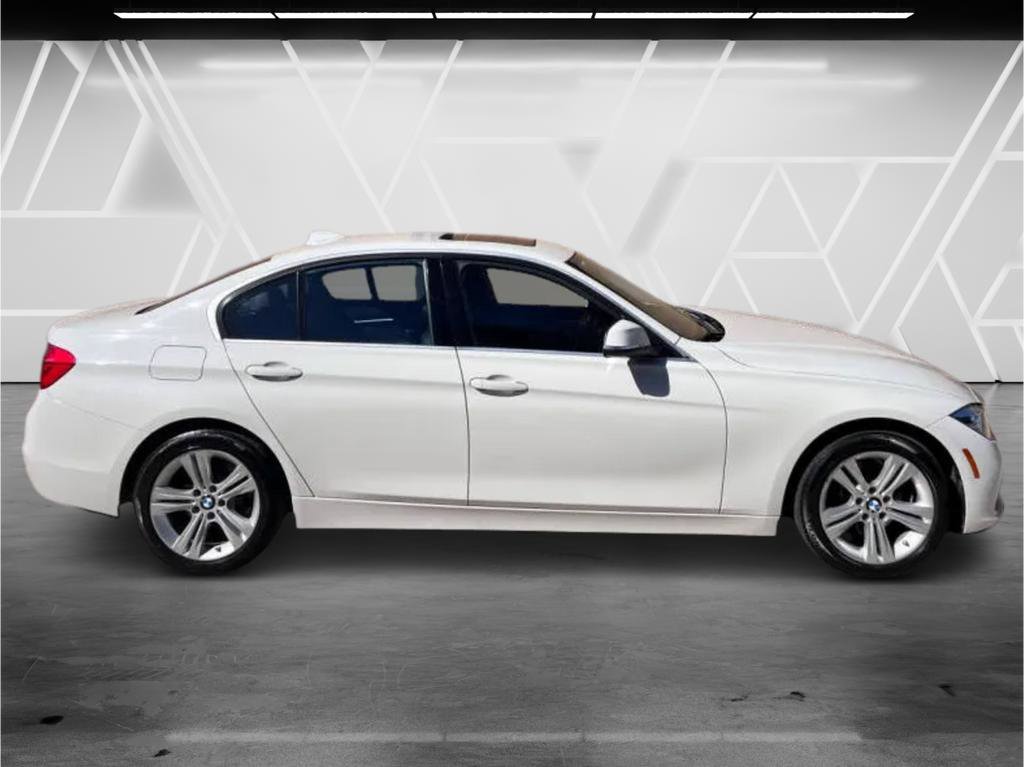 Used 2018 BMW 330i Sedan RWD image 7