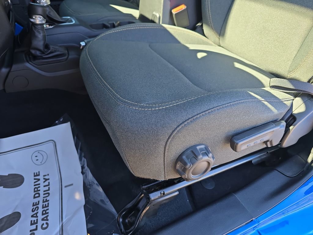 Used 2024 Jeep Wrangler Sahara image 33