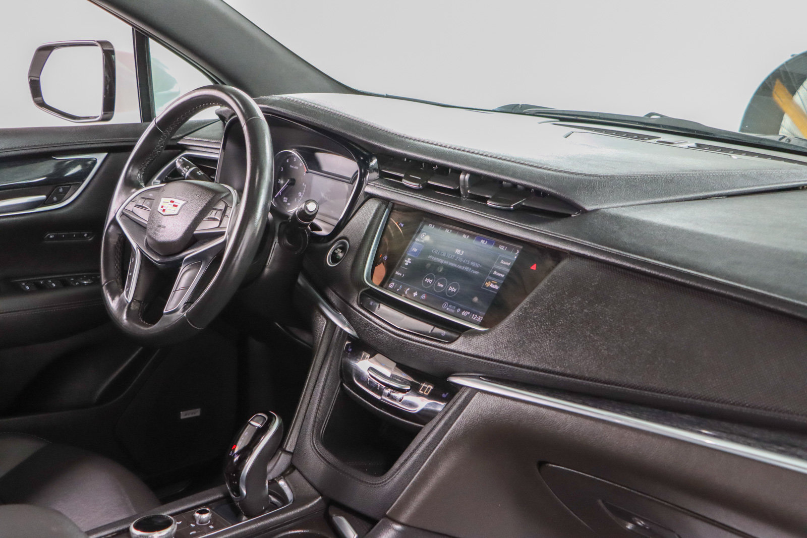 Used 2022 Cadillac XT5 Premium Luxury AWD/4WD image 27