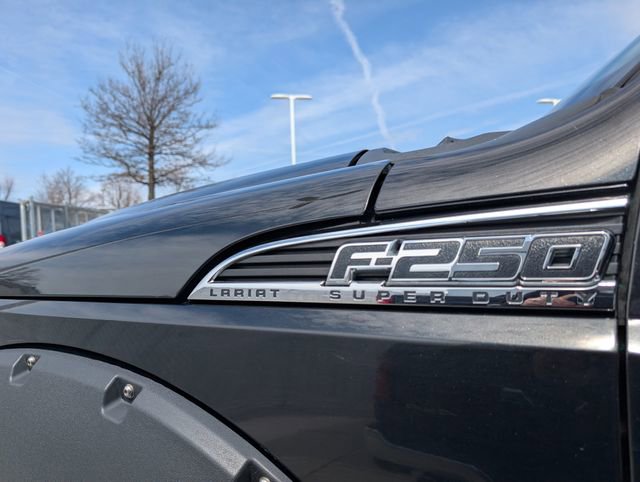 Used 2011 Ford F250 Lariat w/ Lariat Ultimate Pkg AWD/4WD image 12